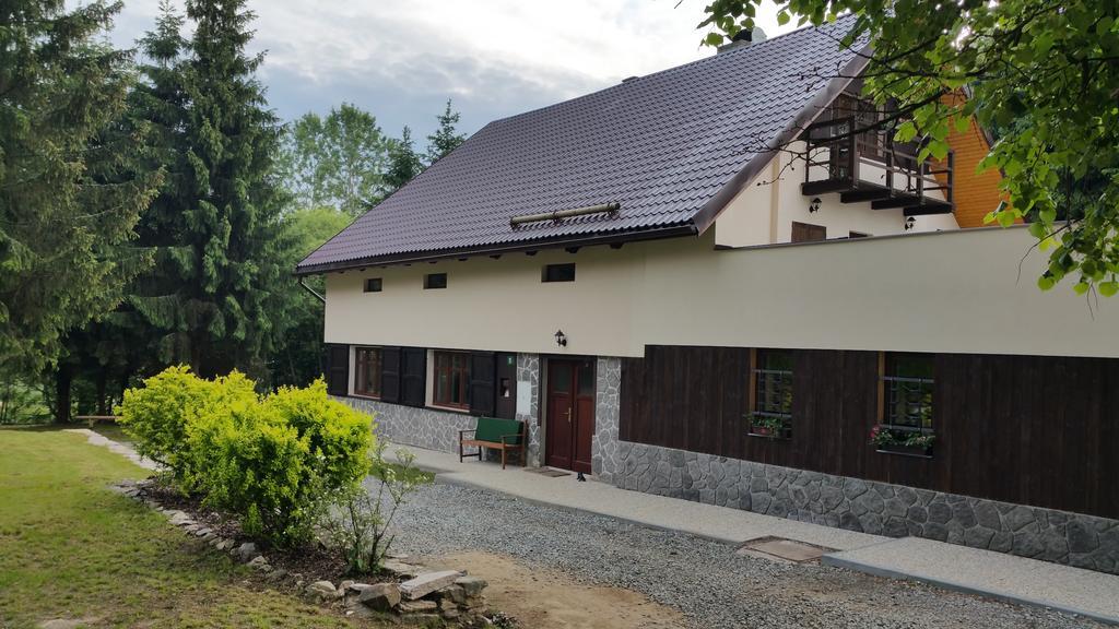 Apartmány Chalupa Pod lípou Staré Město Exterior foto