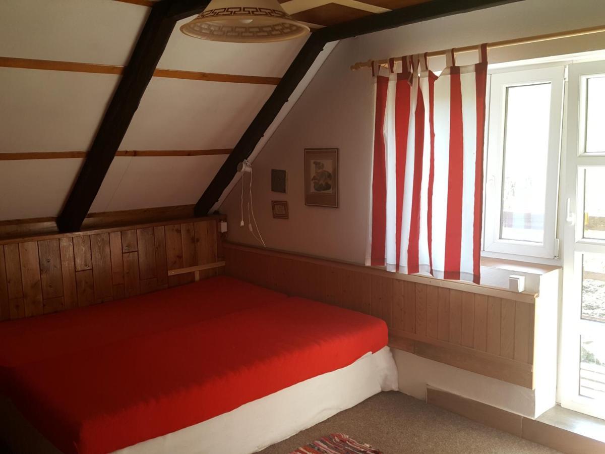 Apartmány Chalupa Pod lípou Staré Město Exterior foto